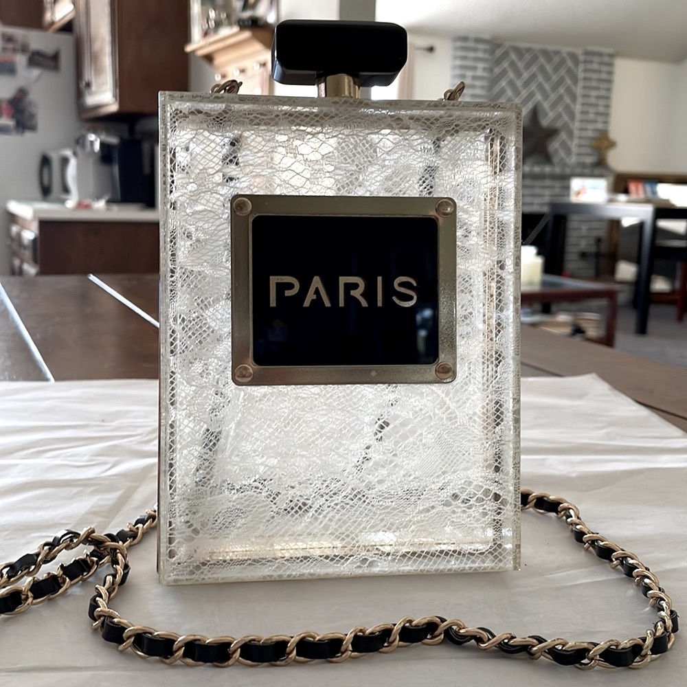 PARIS purse